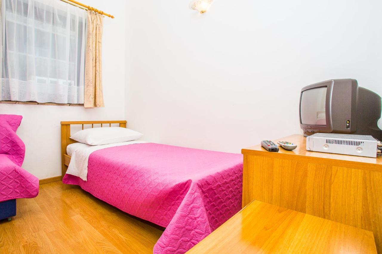 Apartmani Pava Omiš Exteriör bild